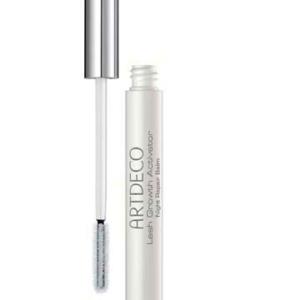 Traitement pour les cils avec activateur de croissance
